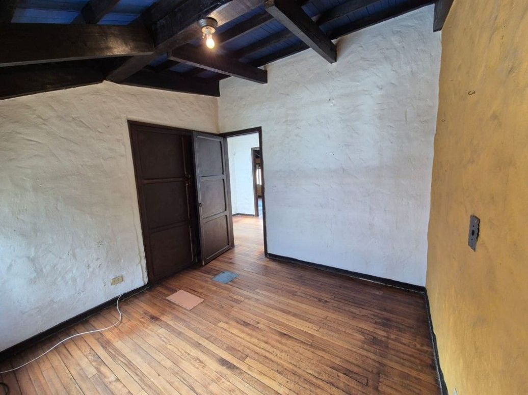 Apartamento de 4 alcobas en venta en Cedritos, Bogotá, 256 m² · foto 15 de 20