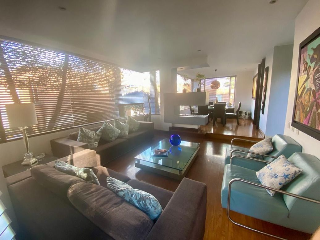 Casa de 3 alcobas en venta en Sotileza, Bogotá, 270 m² · foto 2 de 17