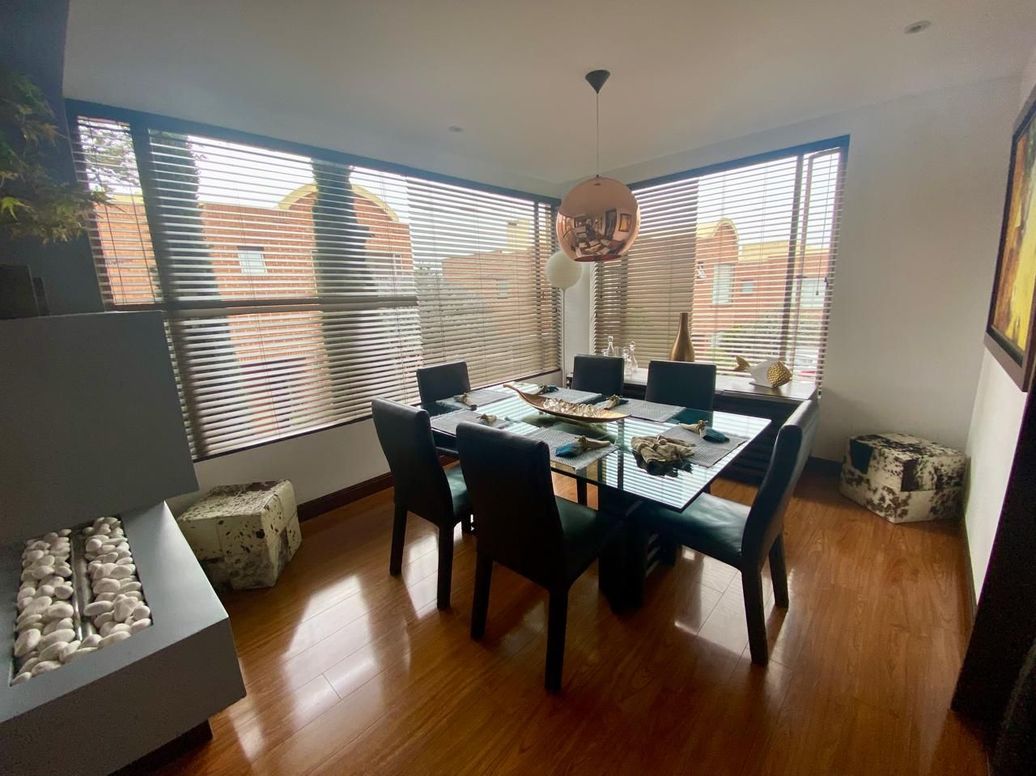 Casa de 3 alcobas en venta en Sotileza, Bogotá, 270 m² · foto 9 de 17