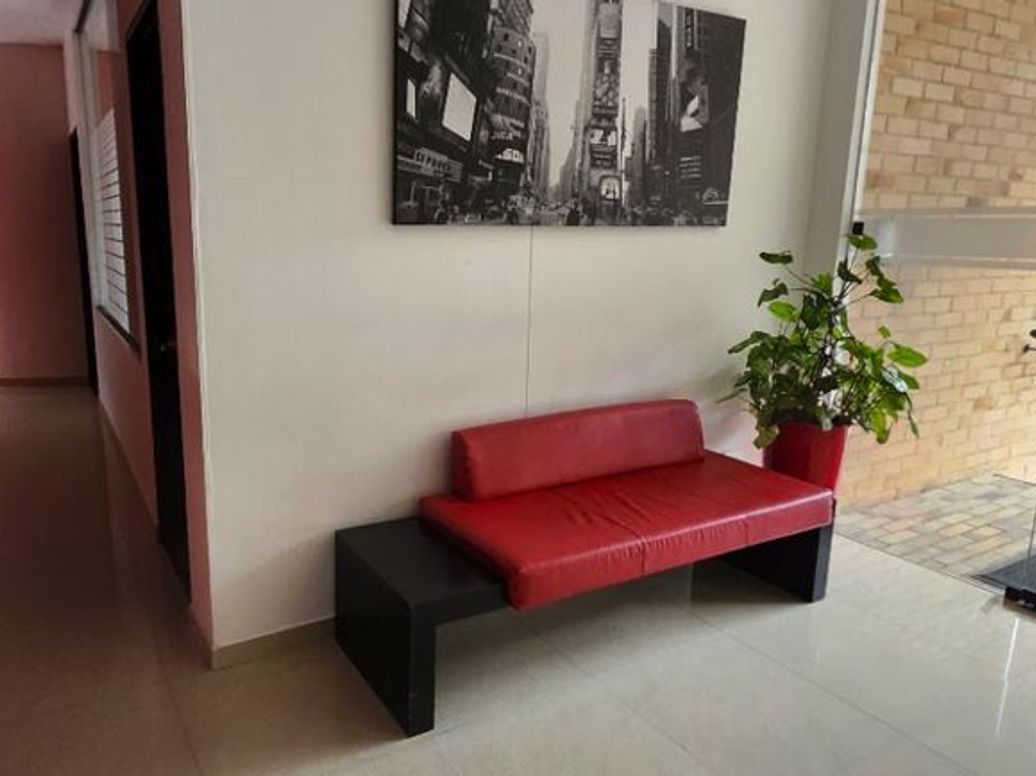 Apartamento de 2 alcobas en venta en Los Cedritos, Bogotá, 88 m² · foto 10 de 12