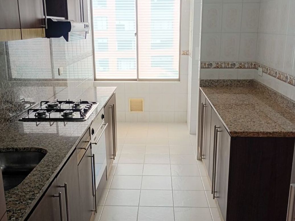Apartamento de 3 alcobas en venta en Mazurén, Bogotá, 153 m² · foto 3 de 20