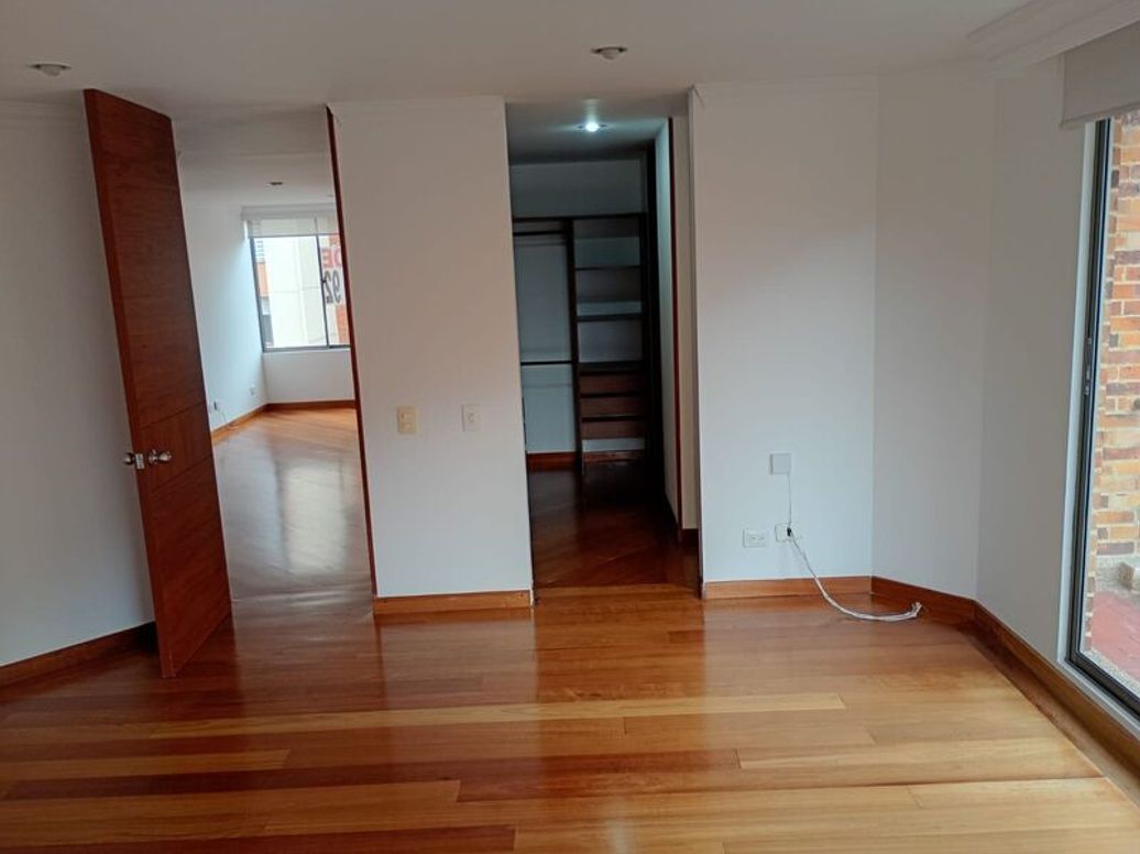 Apartamento de 3 alcobas en venta en Mazurén, Bogotá, 153 m² · foto 9 de 20