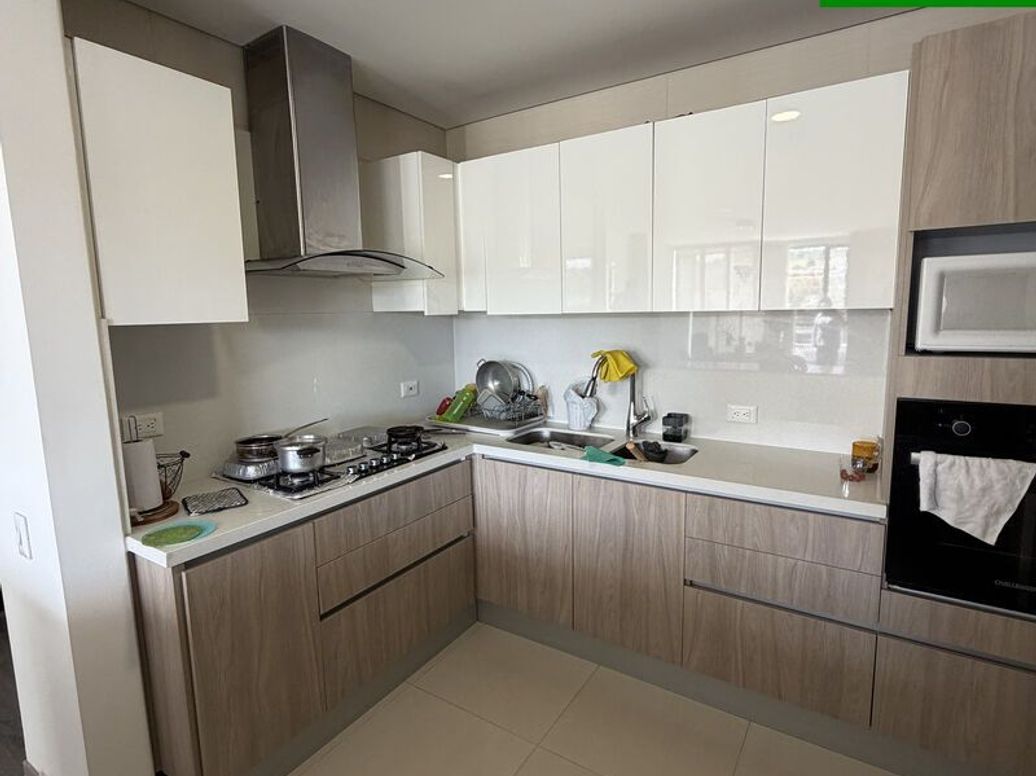 Apartamento de 3 alcobas en venta en San José De Bavaria, Bogotá, 149 m² · foto 7 de 20