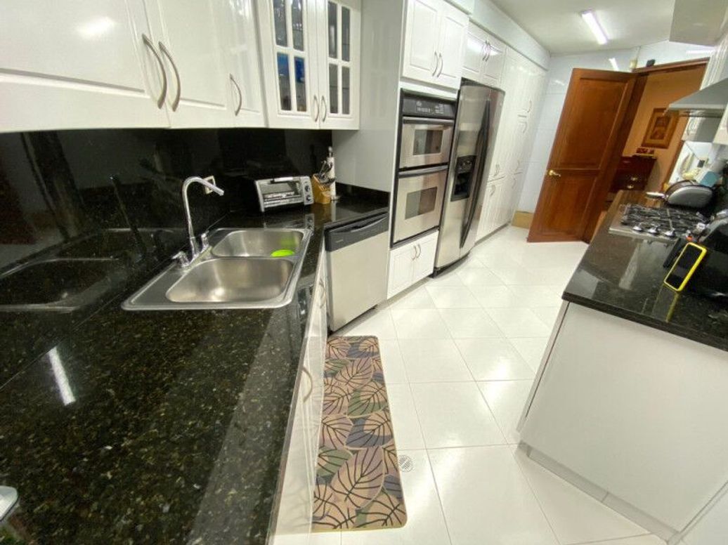Apartamento de 3 alcobas en arriendo en Molinos Norte, Bogotá, 220 m² · foto 7 de 20