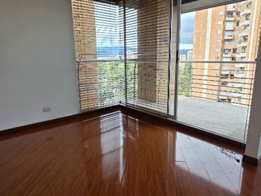 Apartamento de 4 alcobas en venta en Atenas, Bogotá, 195 m² · foto 10 de 20