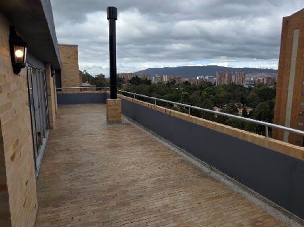 Apartamento de 4 alcobas en venta en Atenas, Bogotá, 195 m² · foto 18 de 20