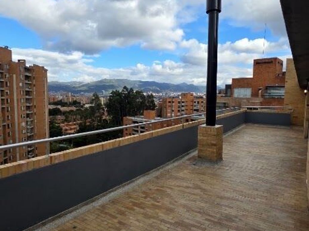 Apartamento de 4 alcobas en venta en Atenas, Bogotá, 195 m² · foto 17 de 20