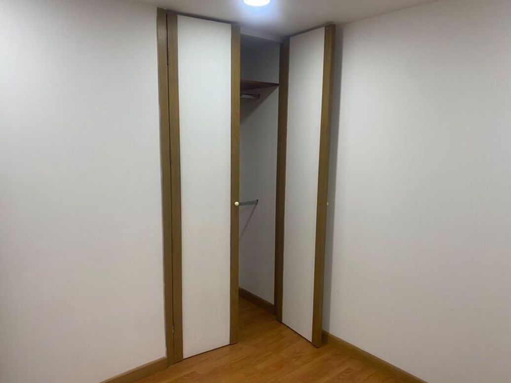 Apartamento de 3 alcobas en venta en Los Sauces, Bogotá, 72 m² · foto 6 de 19