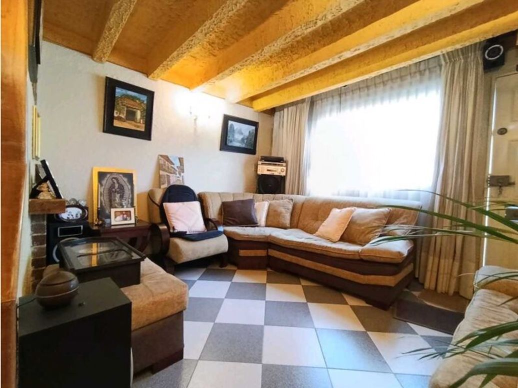 Casa de 4 alcobas en venta en Villas De Granada Et. I, Bogotá, 110 m² · foto 2 de 20