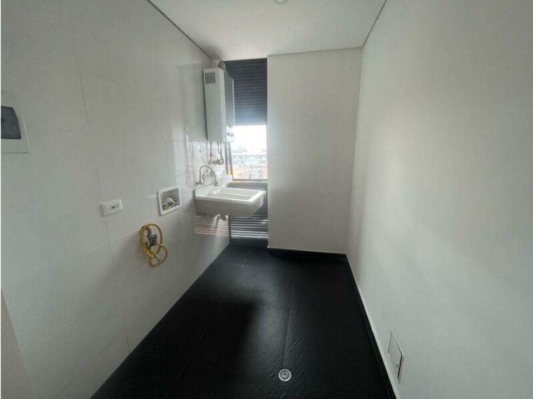 Apartamento de 3 alcobas en arriendo en Villa Alemania Et. Ii, Bogotá, 134 m² · foto 7 de 20