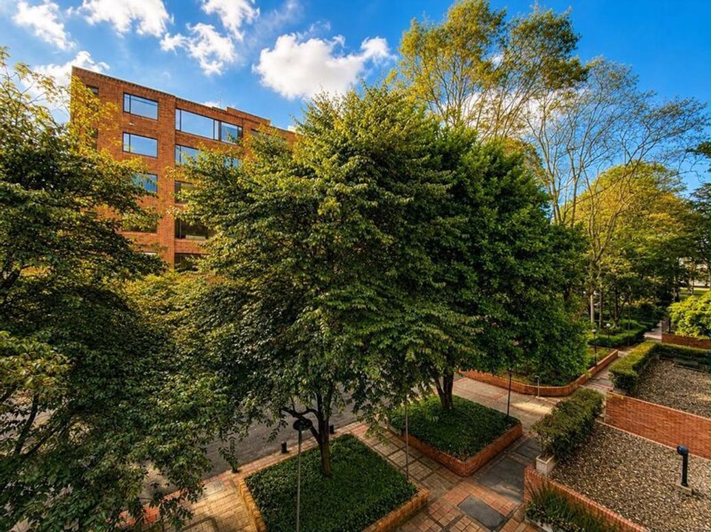 Apartaestudio en venta en Chico, Bogotá, 38 m² · foto 17 de 17