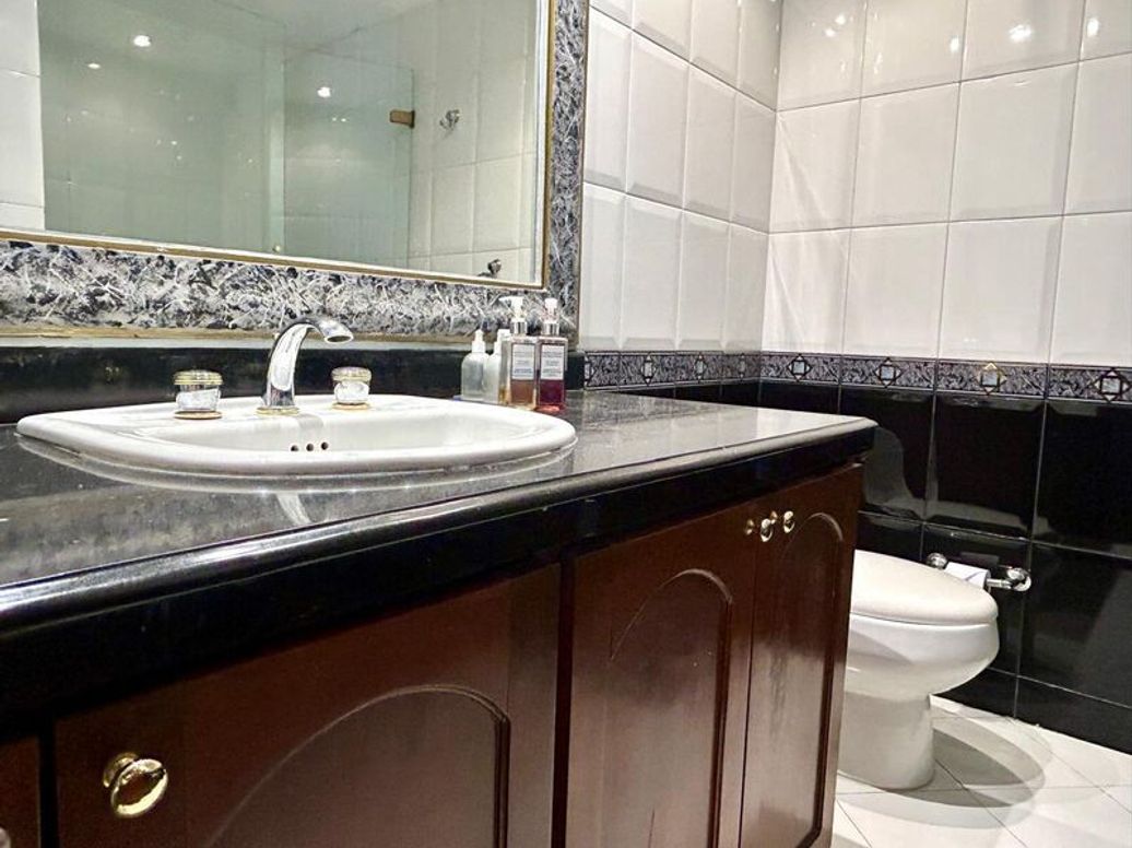 Apartamento de 3 alcobas en venta en El Seminario, Bogotá, 331 m² · foto 18 de 20