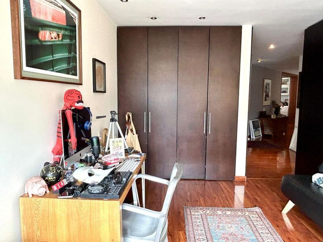 Apartamento de 3 alcobas en venta en Los Rosales, Bogotá, 182 m² · foto 16 de 20