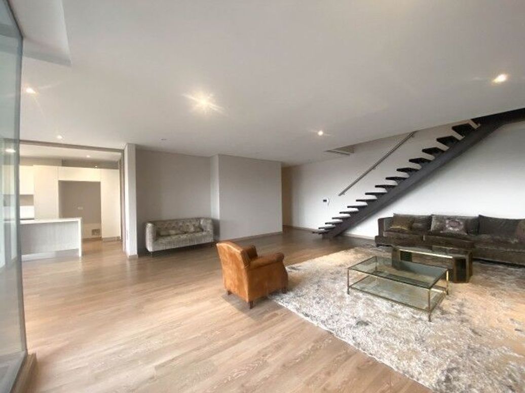 Apartamento de 3 alcobas en venta en Bellavista, Bogotá, 270 m² · foto 5 de 15