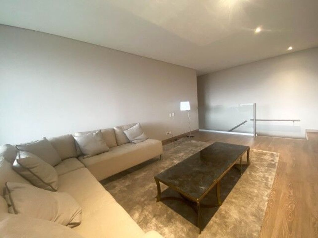 Apartamento de 3 alcobas en venta en Bellavista, Bogotá, 270 m² · foto 2 de 15