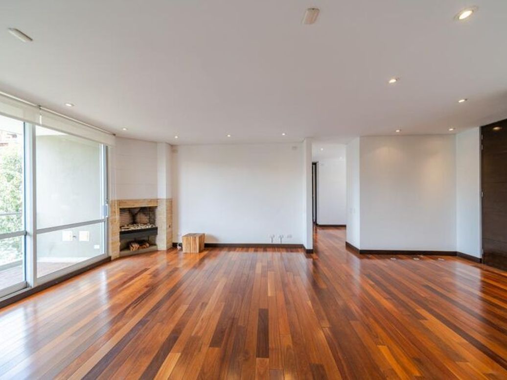 Apartamento de 2 alcobas en venta en Los Rosales, Bogotá, 117 m² · foto 7 de 20