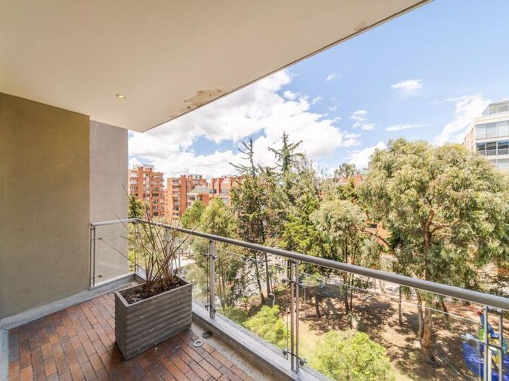 Apartamento de 2 alcobas en venta en Los Rosales, Bogotá, 117 m² · foto 20 de 20