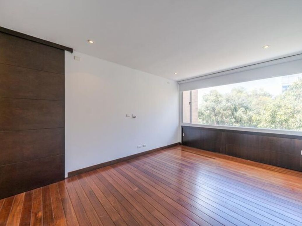 Apartamento de 2 alcobas en venta en Los Rosales, Bogotá, 117 m² · foto 15 de 20