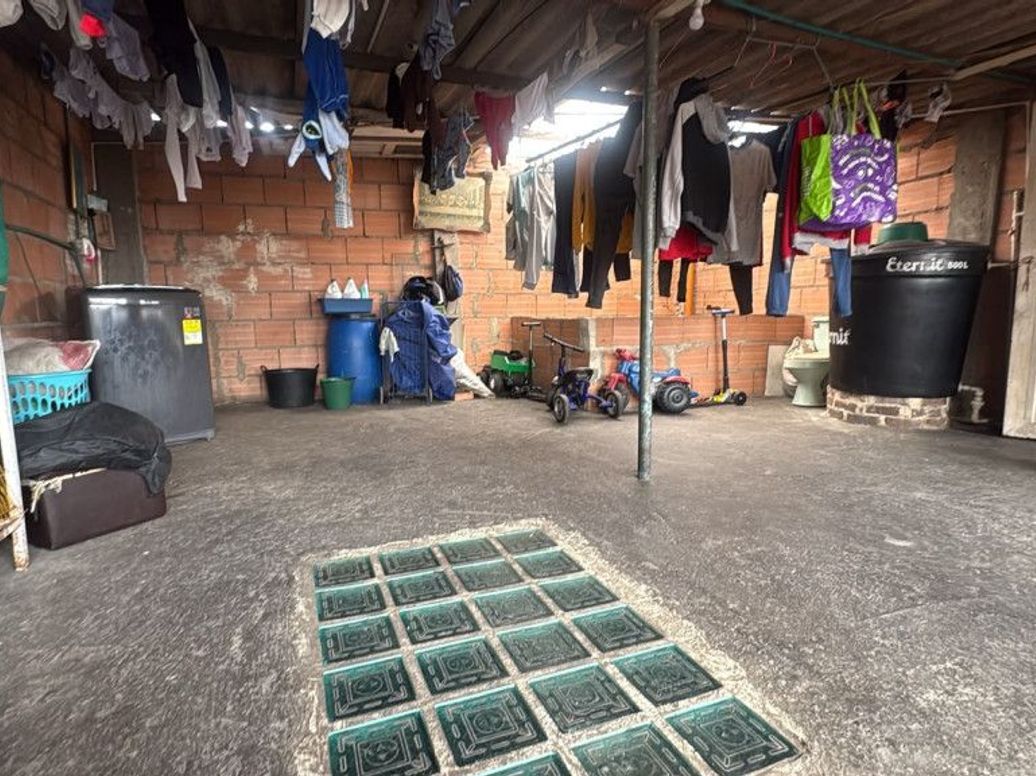 Casa de 3 alcobas en venta en Calandaima, Bogotá, 250 m² · foto 20 de 20