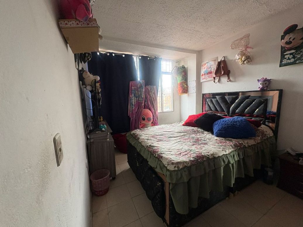 Casa de 3 alcobas en venta en Calandaima, Bogotá, 250 m² · foto 5 de 20