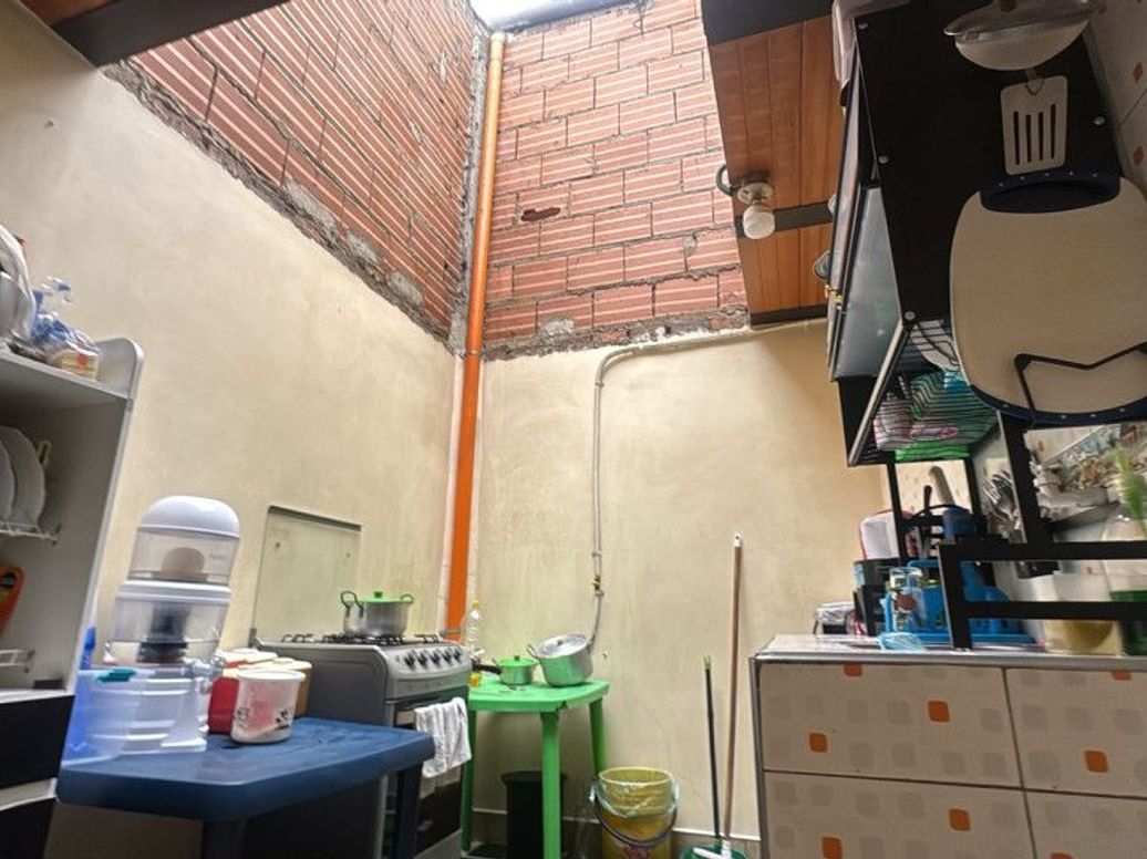 Casa de 3 alcobas en venta en Calandaima, Bogotá, 250 m² · foto 17 de 20