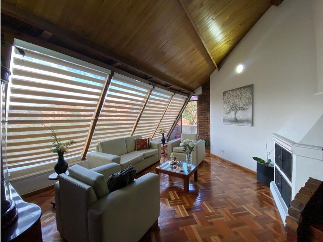 Apartamento de 4 alcobas en venta en Pontevedra, Bogotá, 220 m² · foto 9 de 20