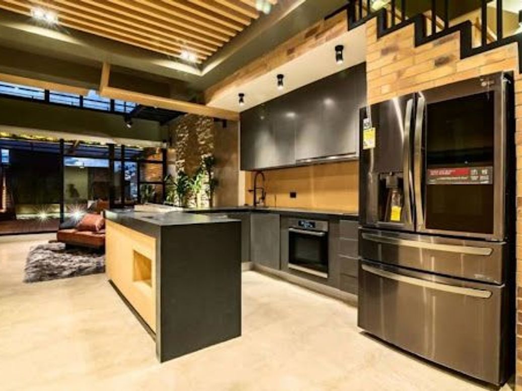 Apartamento de 1 alcoba en venta en Los Rosales, Bogotá, 148 m² · foto 6 de 15