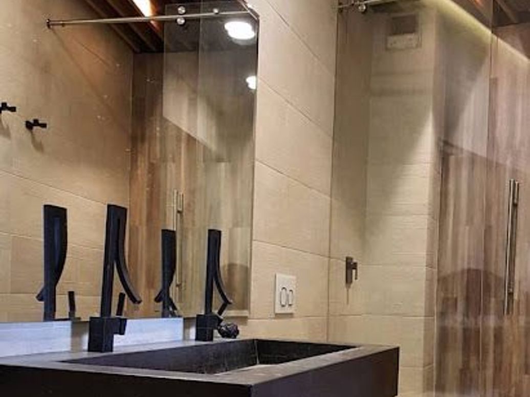Apartamento de 1 alcoba en venta en Los Rosales, Bogotá, 148 m² · foto 10 de 15