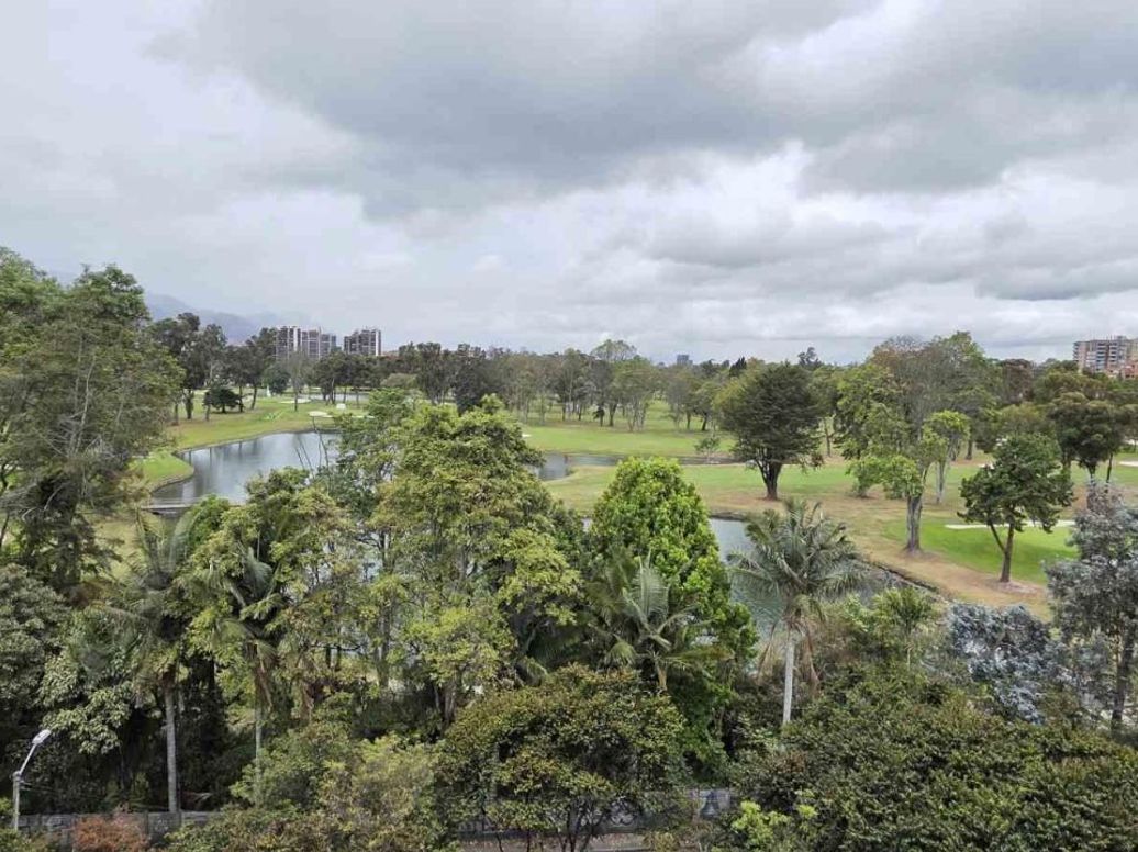 Apartamento de 1 alcoba en venta en Nuevo Country, Bogotá, 35 m² · foto 3 de 20