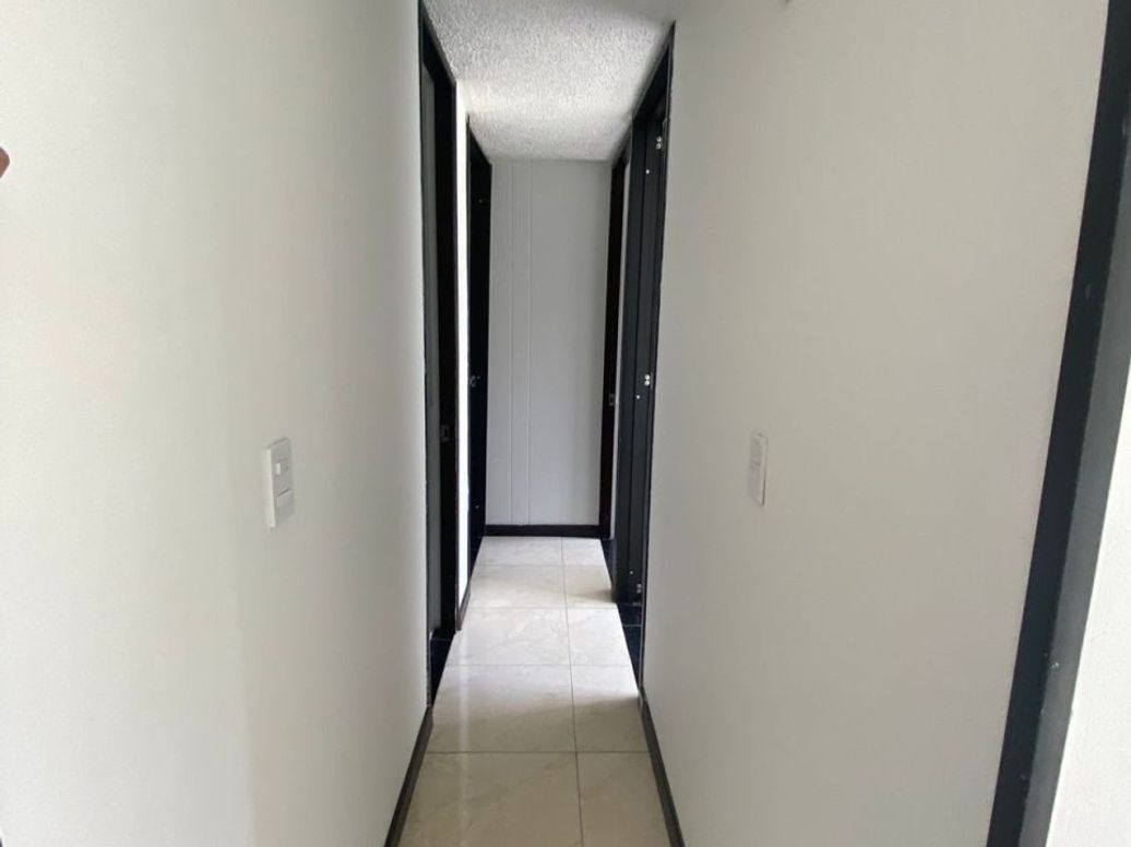 Apartamento de 3 alcobas en venta en Los Pantanos, Bogotá, 45 m² · foto 9 de 17
