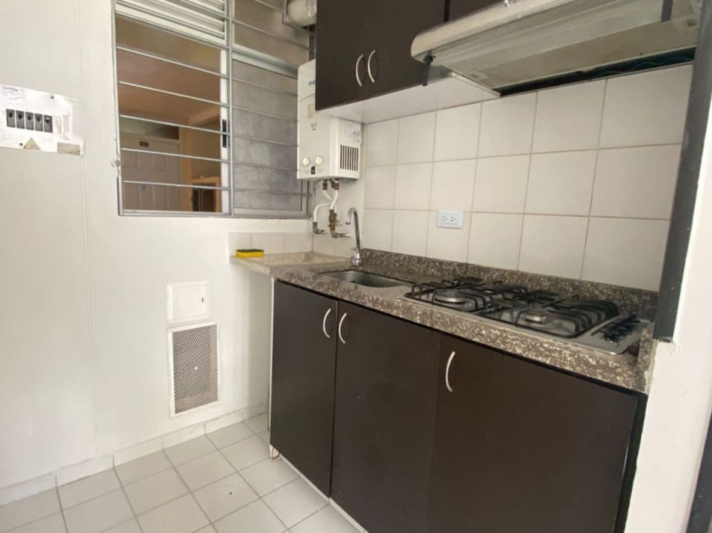 Apartamento de 3 alcobas en venta en Los Pantanos, Bogotá, 45 m² · foto 7 de 17