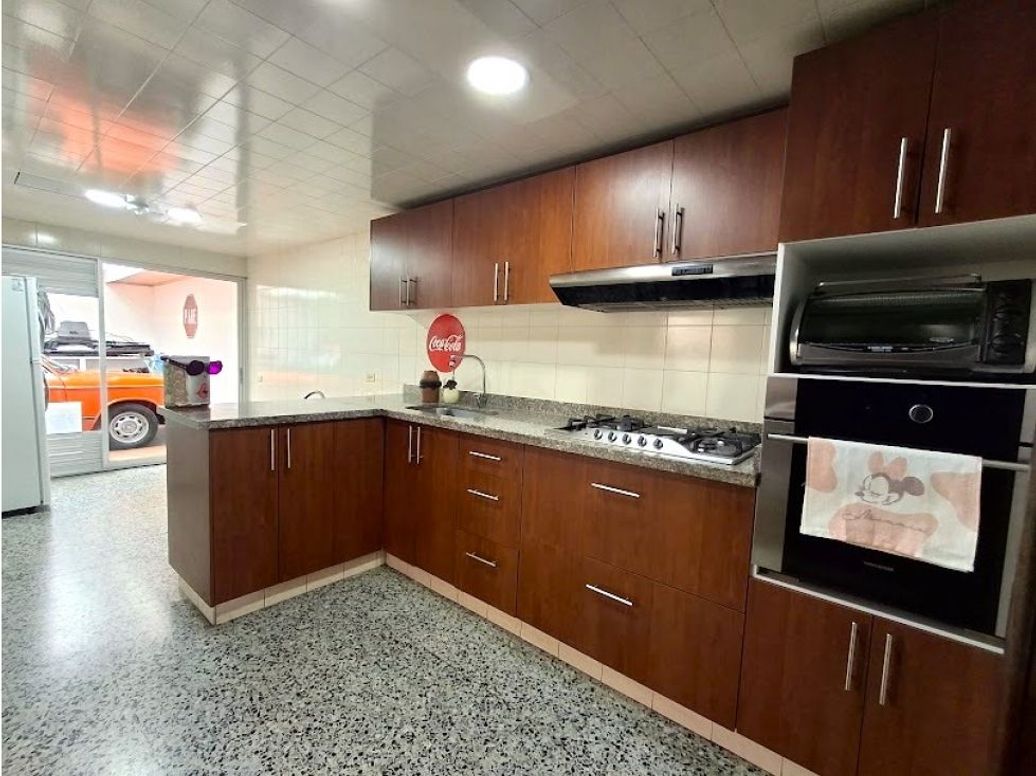 Casa de 4 alcobas en venta en Andes Norte, Bogotá, 284 m² · foto 15 de 20