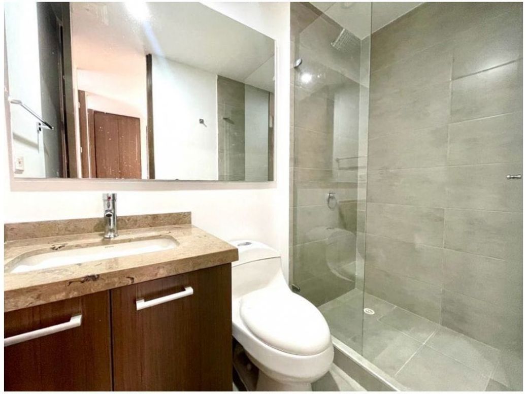 Apartamento de 3 alcobas en venta en Cedritos, Bogotá, 110 m² · foto 16 de 20