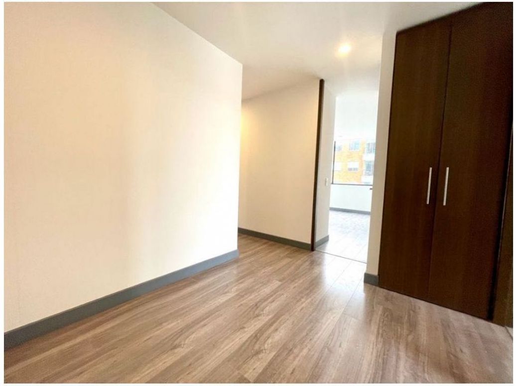 Apartamento de 3 alcobas en venta en Cedritos, Bogotá, 110 m² · foto 13 de 20