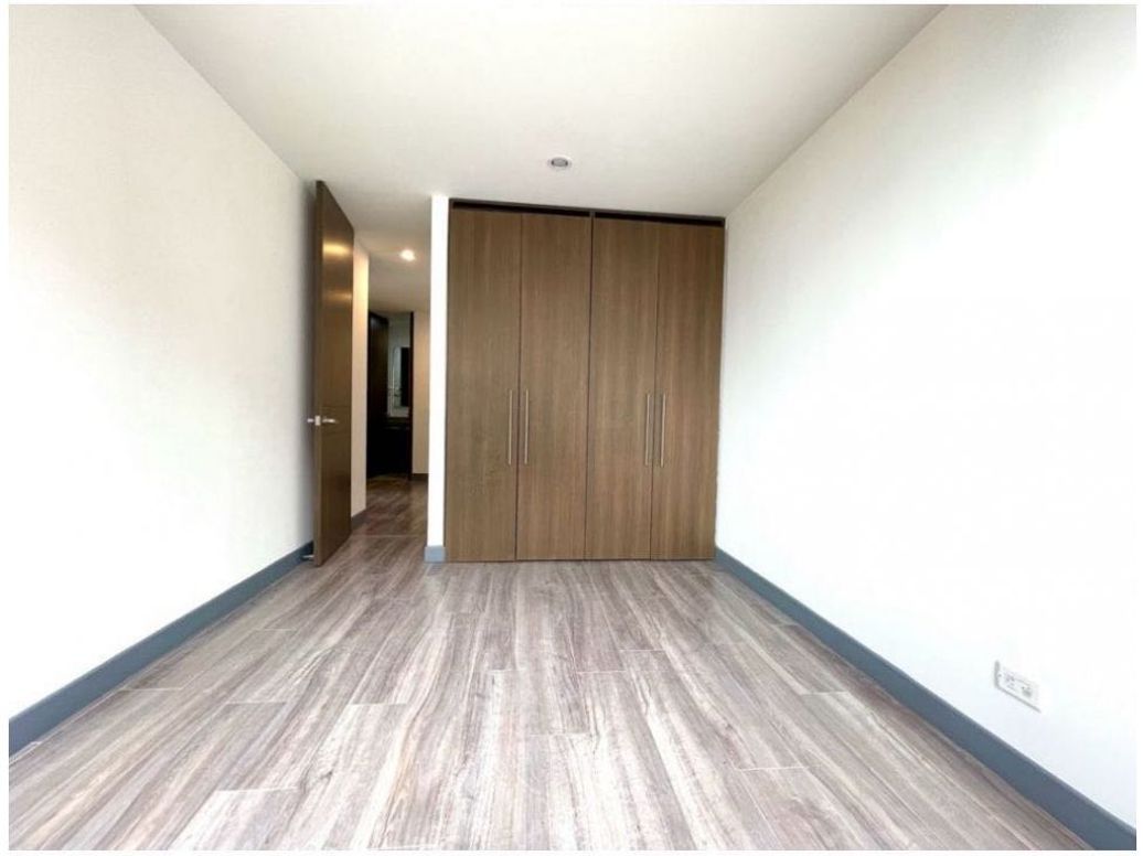 Apartamento de 3 alcobas en venta en Cedritos, Bogotá, 110 m² · foto 17 de 20