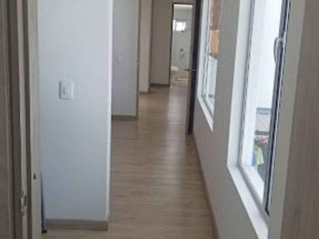 Casa de 3 alcobas en venta en Bosque De Modelia, Bogotá, 310 m² · foto 10 de 17