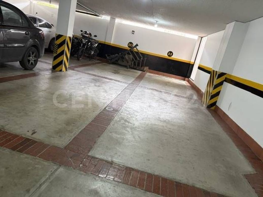 Apartamento de 3 alcobas en venta en El Batán, Bogotá, 135 m² · foto 19 de 20