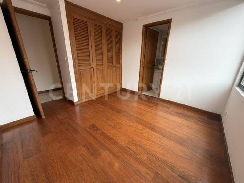 Apartamento de 3 alcobas en venta en El Batán, Bogotá, 135 m² · foto 5 de 20