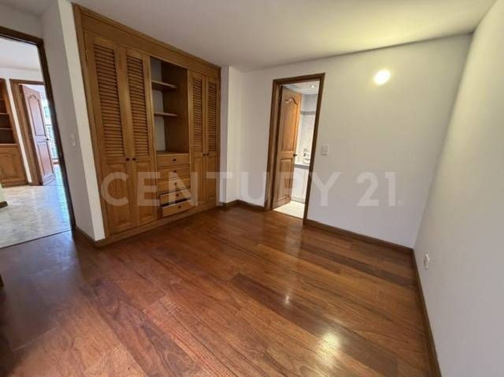 Apartamento de 3 alcobas en venta en El Batán, Bogotá, 135 m² · foto 12 de 20