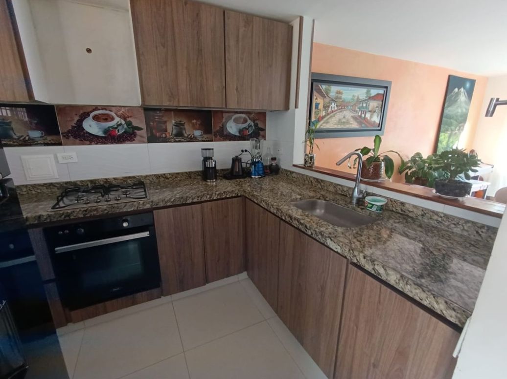 Casa de 4 alcobas en venta en Hayuelos, Bogotá, 107 m² · foto 7 de 20