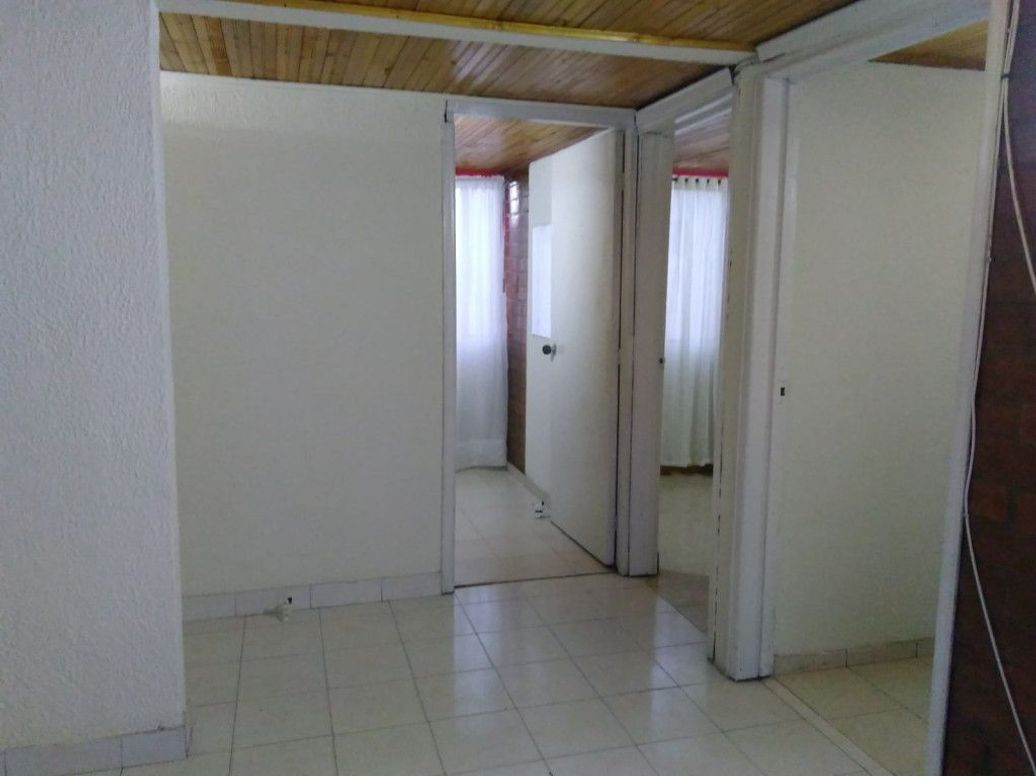 Apartamento de 3 alcobas en venta en Lago Timiza Et. Ii, Bogotá, 52 m² · foto 7 de 19