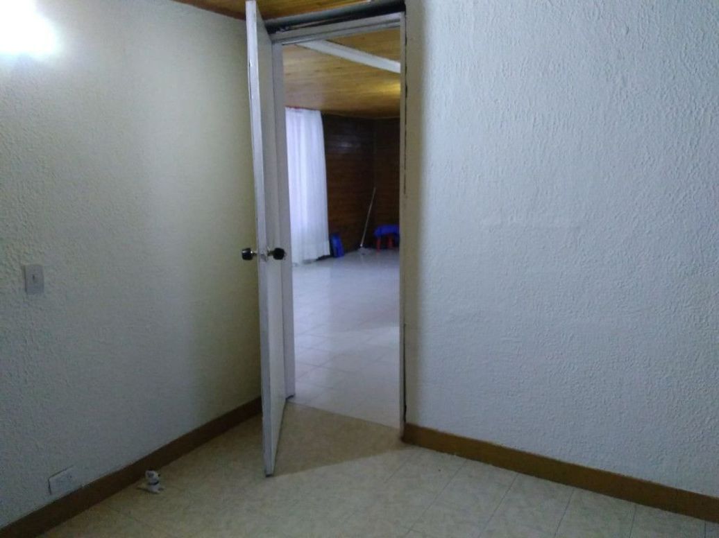 Apartamento de 3 alcobas en venta en Lago Timiza Et. Ii, Bogotá, 52 m² · foto 12 de 19