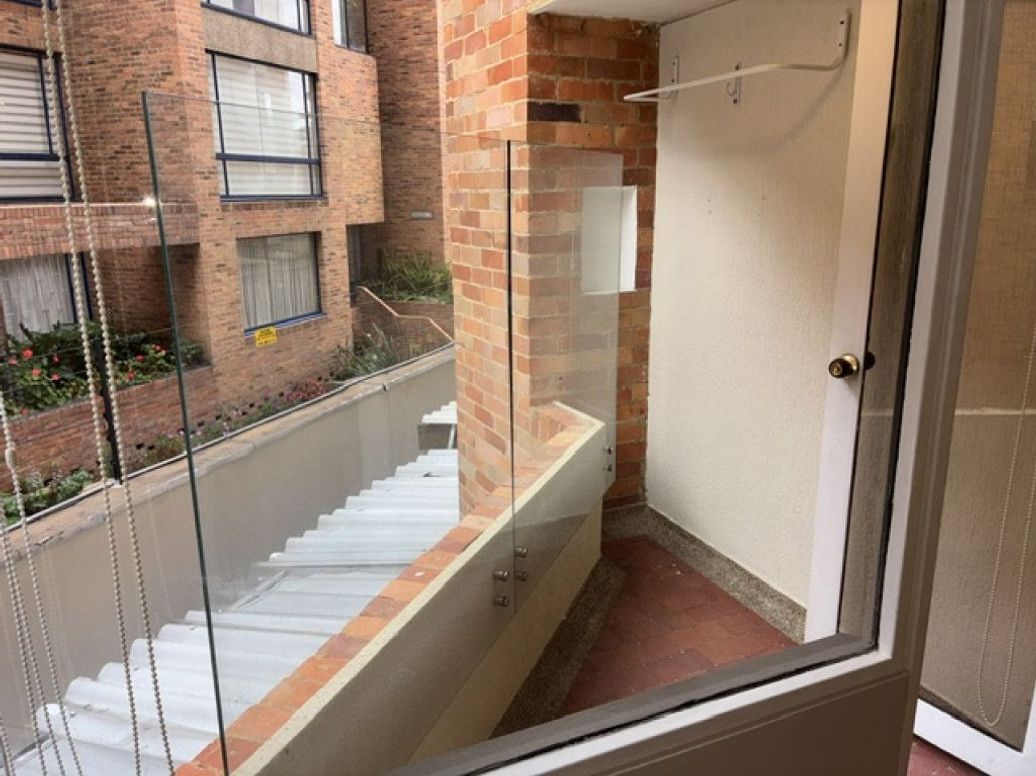Apartamento de 1 alcoba en venta en Cedritos, Bogotá, 45 m² · foto 4 de 14
