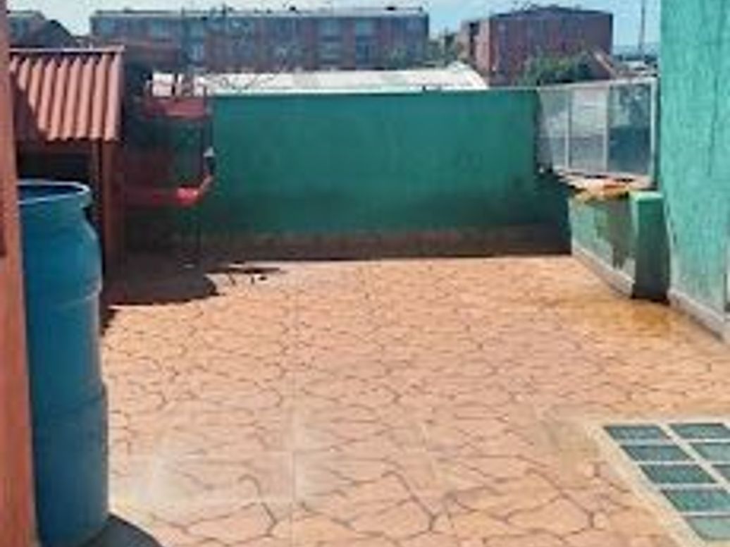 Casa de 5 alcobas en venta en Chicala, Bogotá, 210 m² · foto 16 de 20