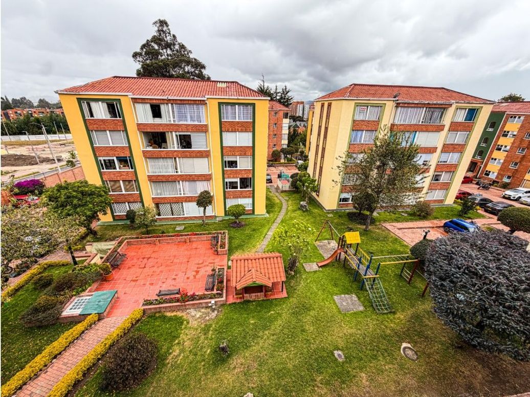 Apartamento de 4 alcobas en venta en El Redil, Bogotá, 100 m² · foto 10 de 17