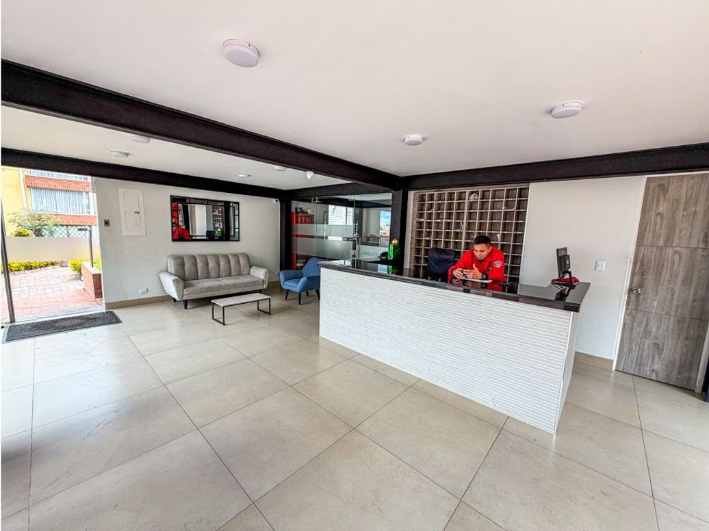 Apartamento de 4 alcobas en venta en El Redil, Bogotá, 100 m² · foto 2 de 17