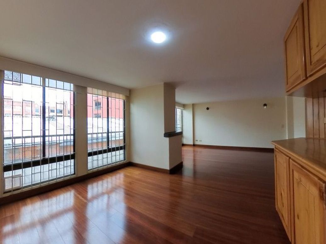 Apartamento de 2 alcobas en venta en San Patricio, Bogotá, 86 m² · foto 6 de 20