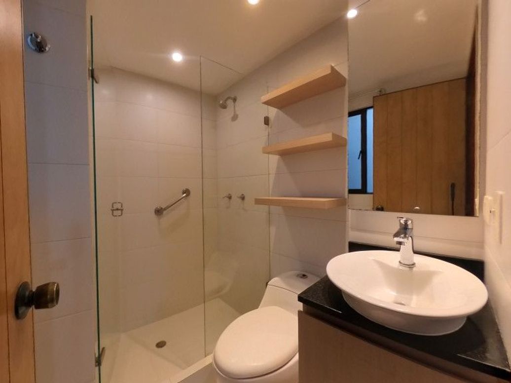 Apartamento de 2 alcobas en venta en San Patricio, Bogotá, 86 m² · foto 18 de 20