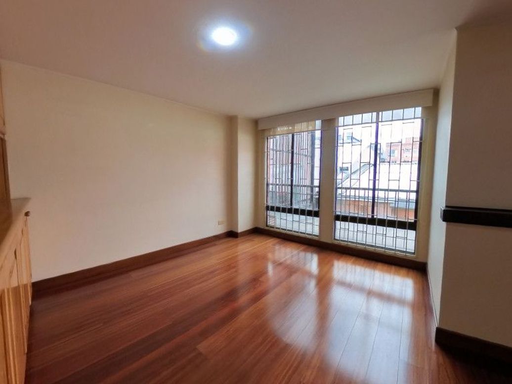 Apartamento de 2 alcobas en venta en San Patricio, Bogotá, 86 m² · foto 4 de 20