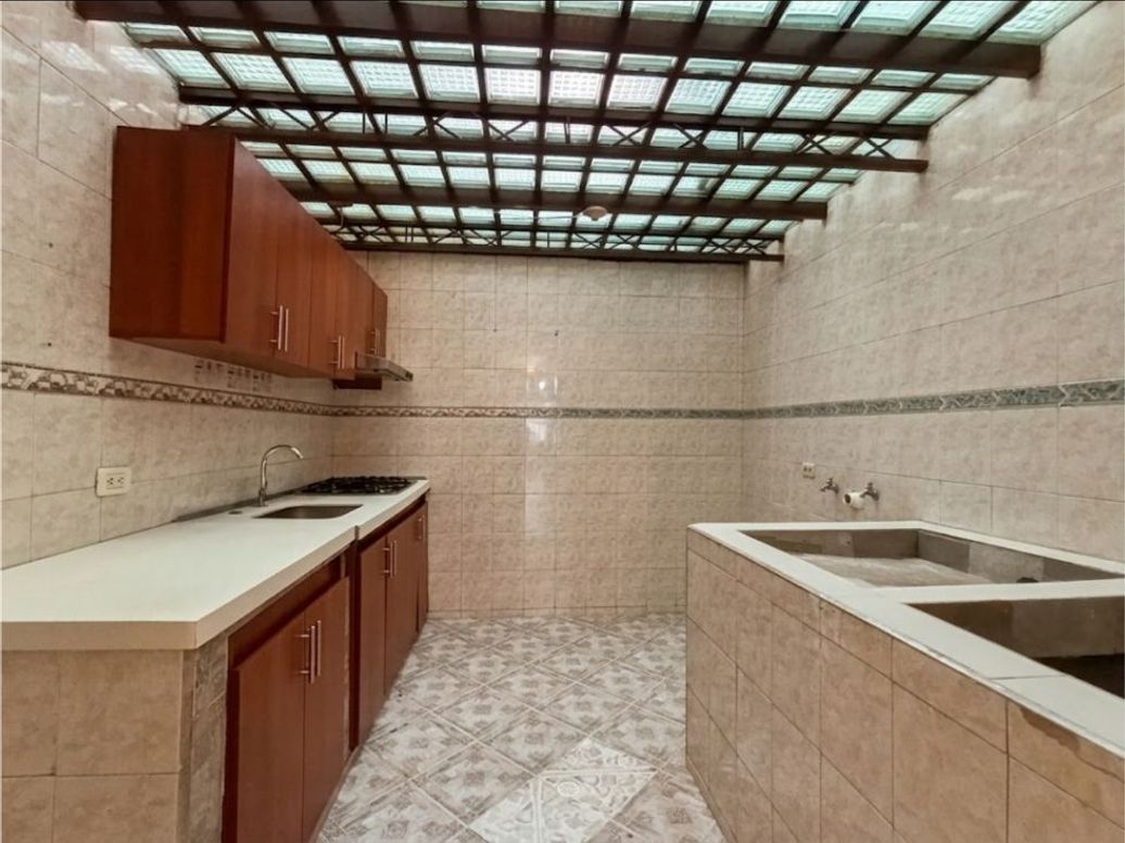 Casa de 4 alcobas en venta en Tibabuyes, Bogotá, 112 m² · foto 2 de 19
